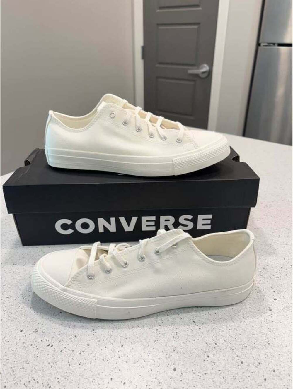 Converse New in Box | Size 6 Kids